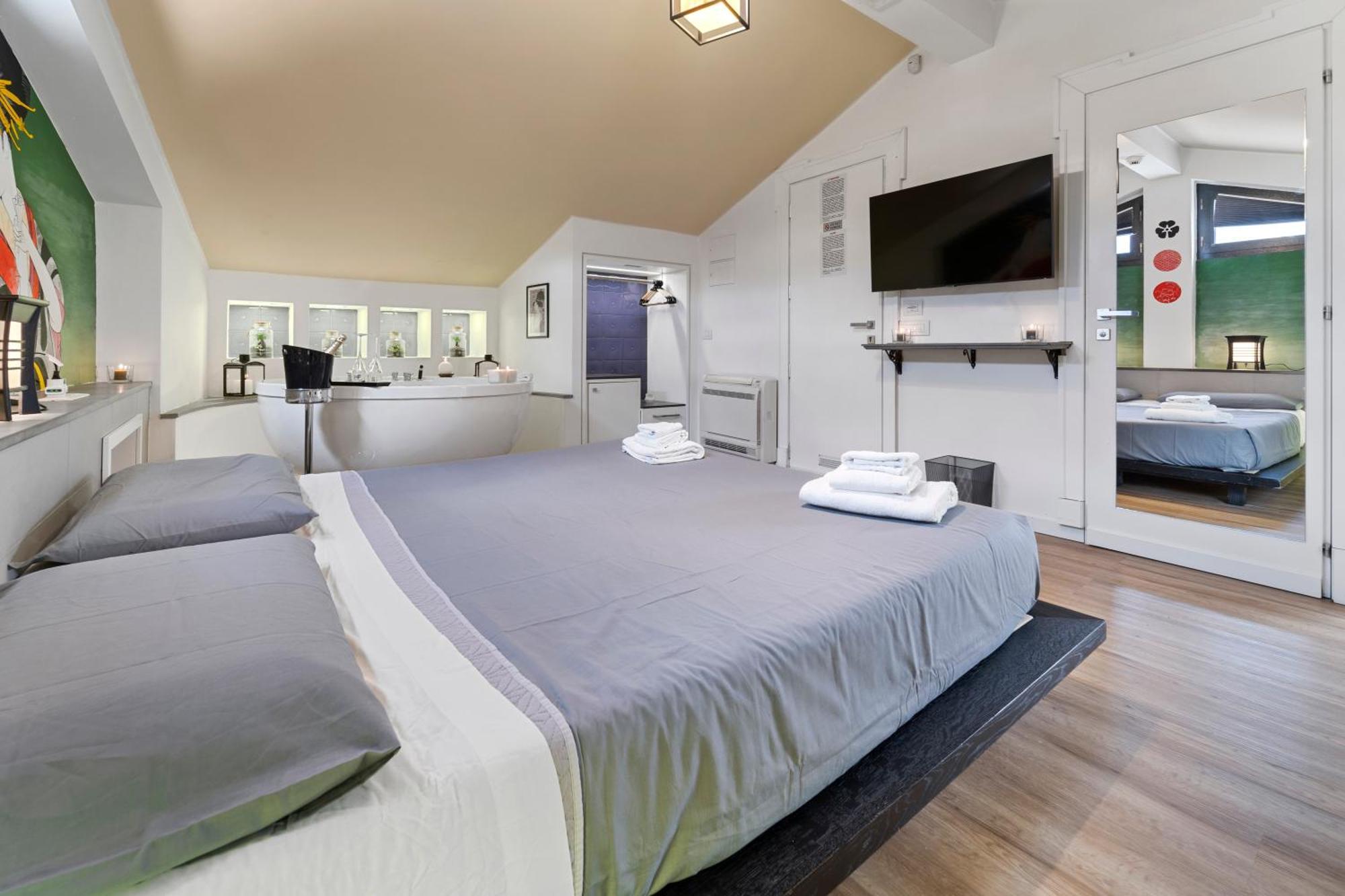Ukiyo Suites And Rooms Кальяри Экстерьер фото